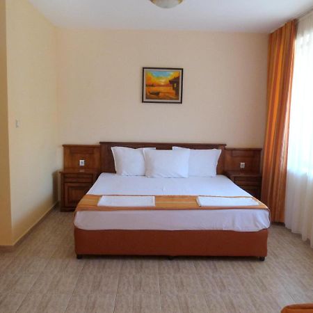 Hotel Beroe Sveti Vlas Extérieur photo