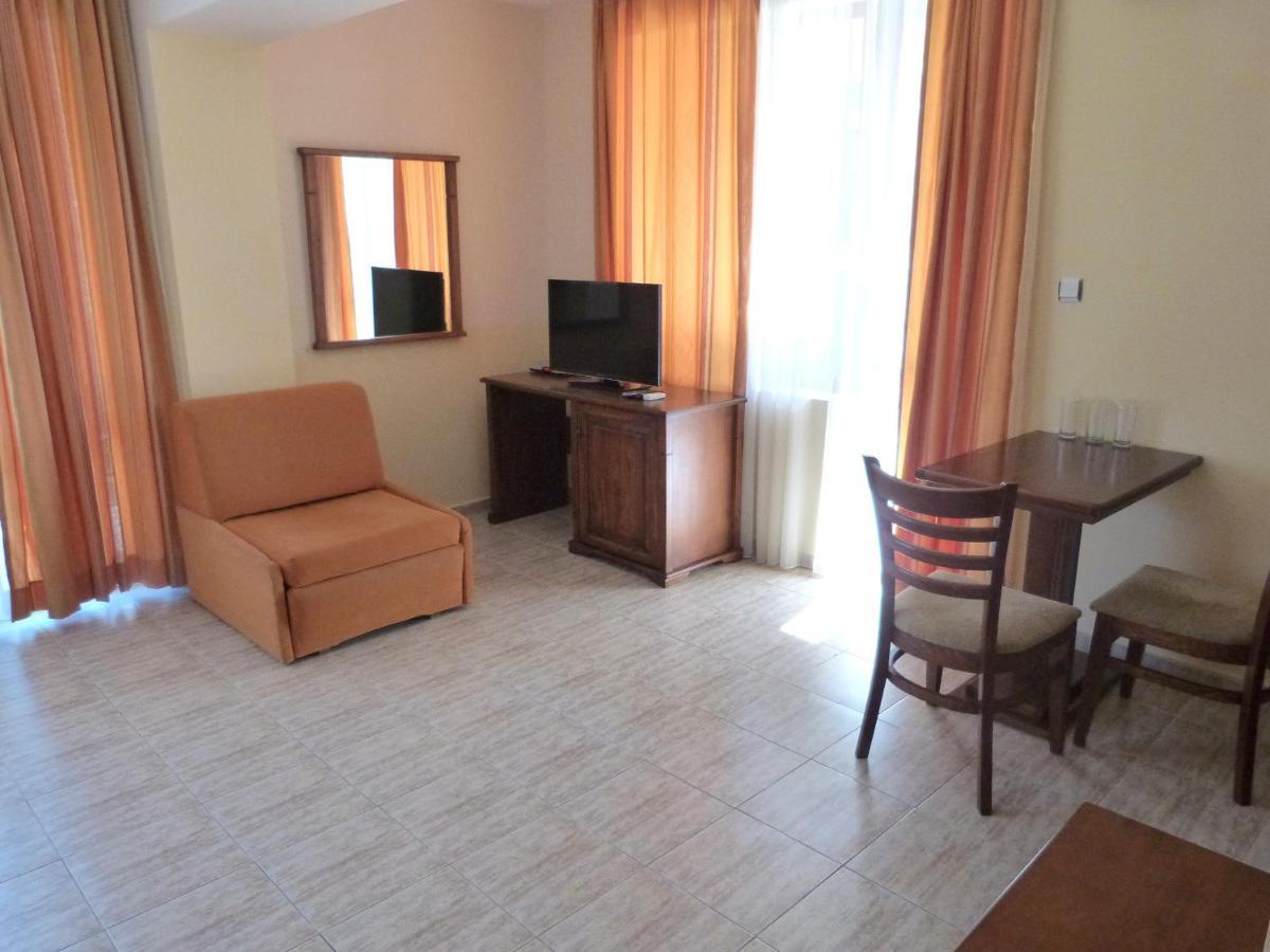 Hotel Beroe Sveti Vlas Extérieur photo