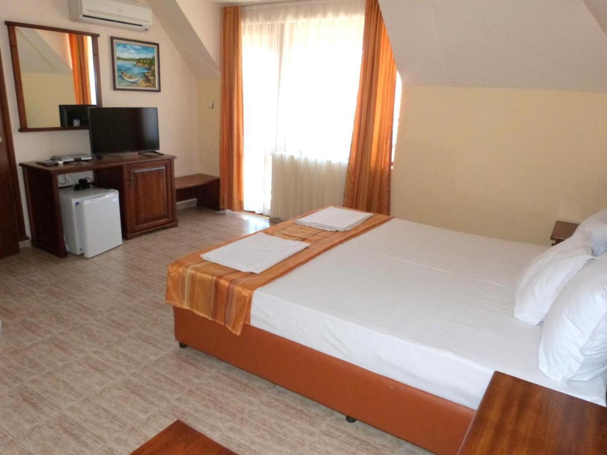 Hotel Beroe Sveti Vlas Extérieur photo