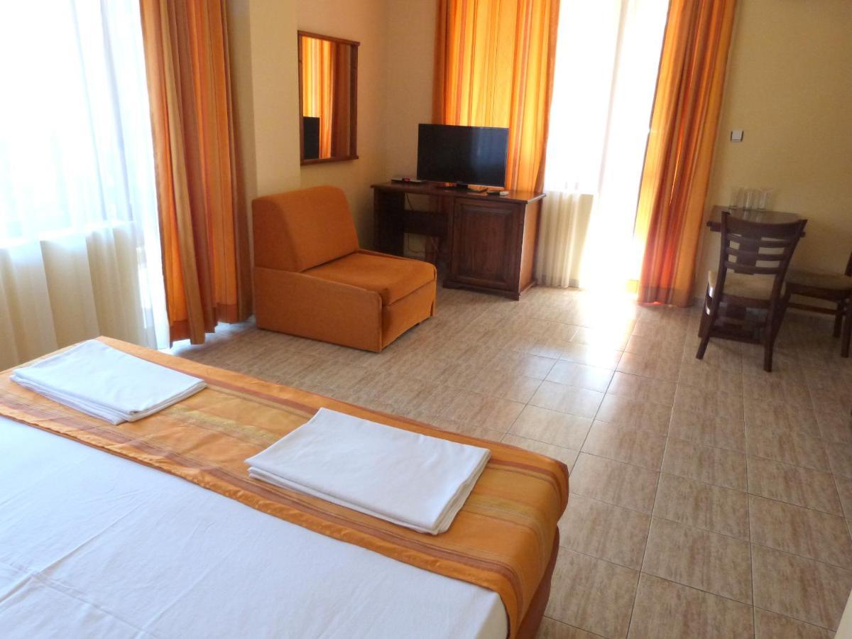 Hotel Beroe Sveti Vlas Extérieur photo