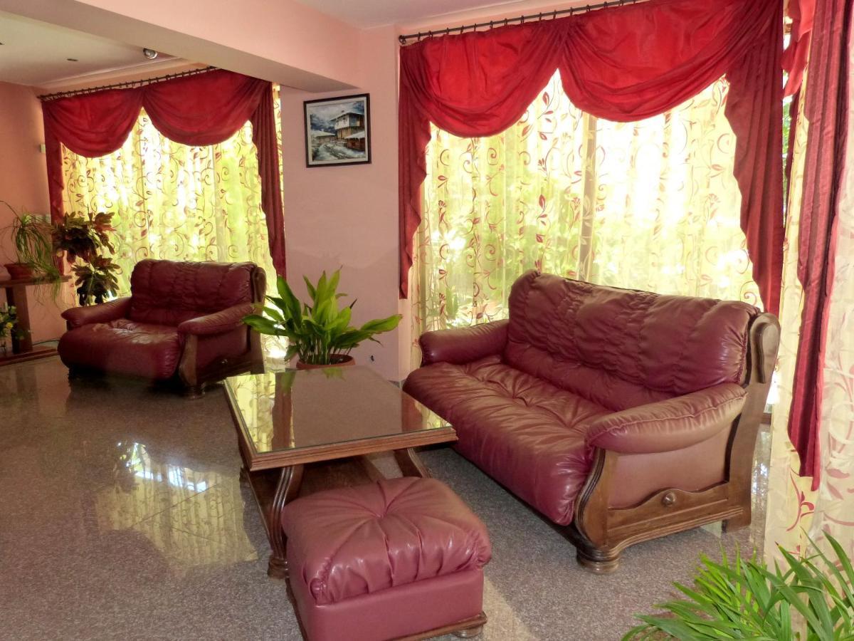 Hotel Beroe Sveti Vlas Extérieur photo