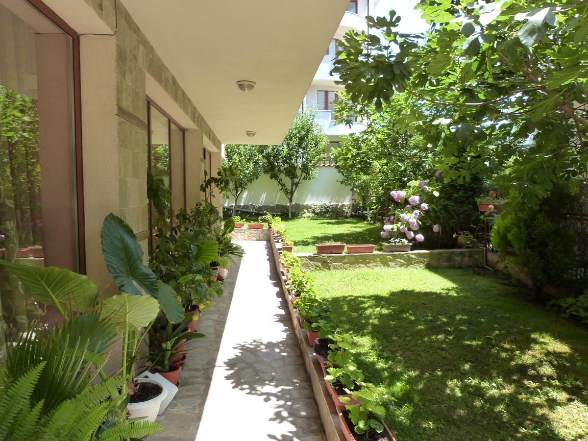 Hotel Beroe Sveti Vlas Extérieur photo