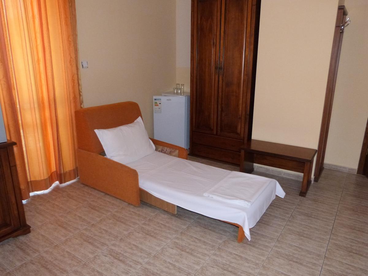 Hotel Beroe Sveti Vlas Extérieur photo